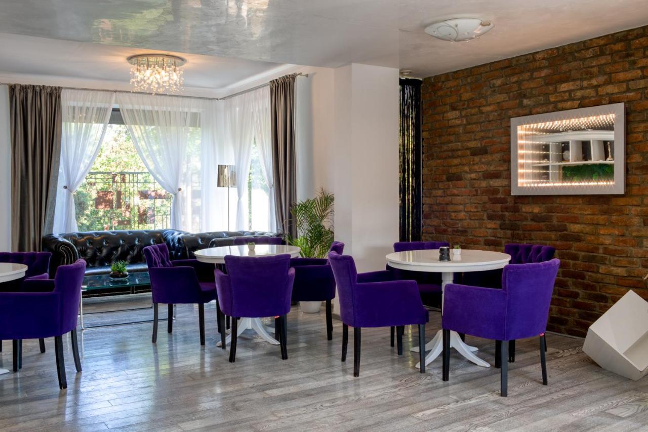 Kubiq Residence Giarmata Exterior photo