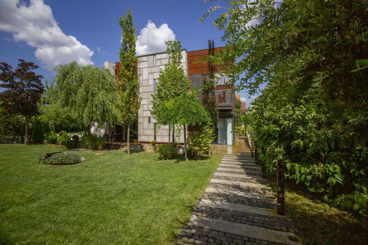 Kubiq Residence Giarmata Exterior photo